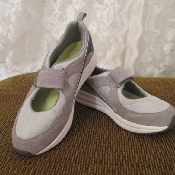 easy spirit orthopedic shoes